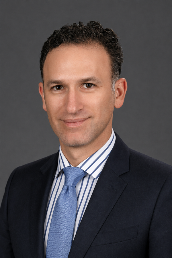 Dr. Nicolas Biro